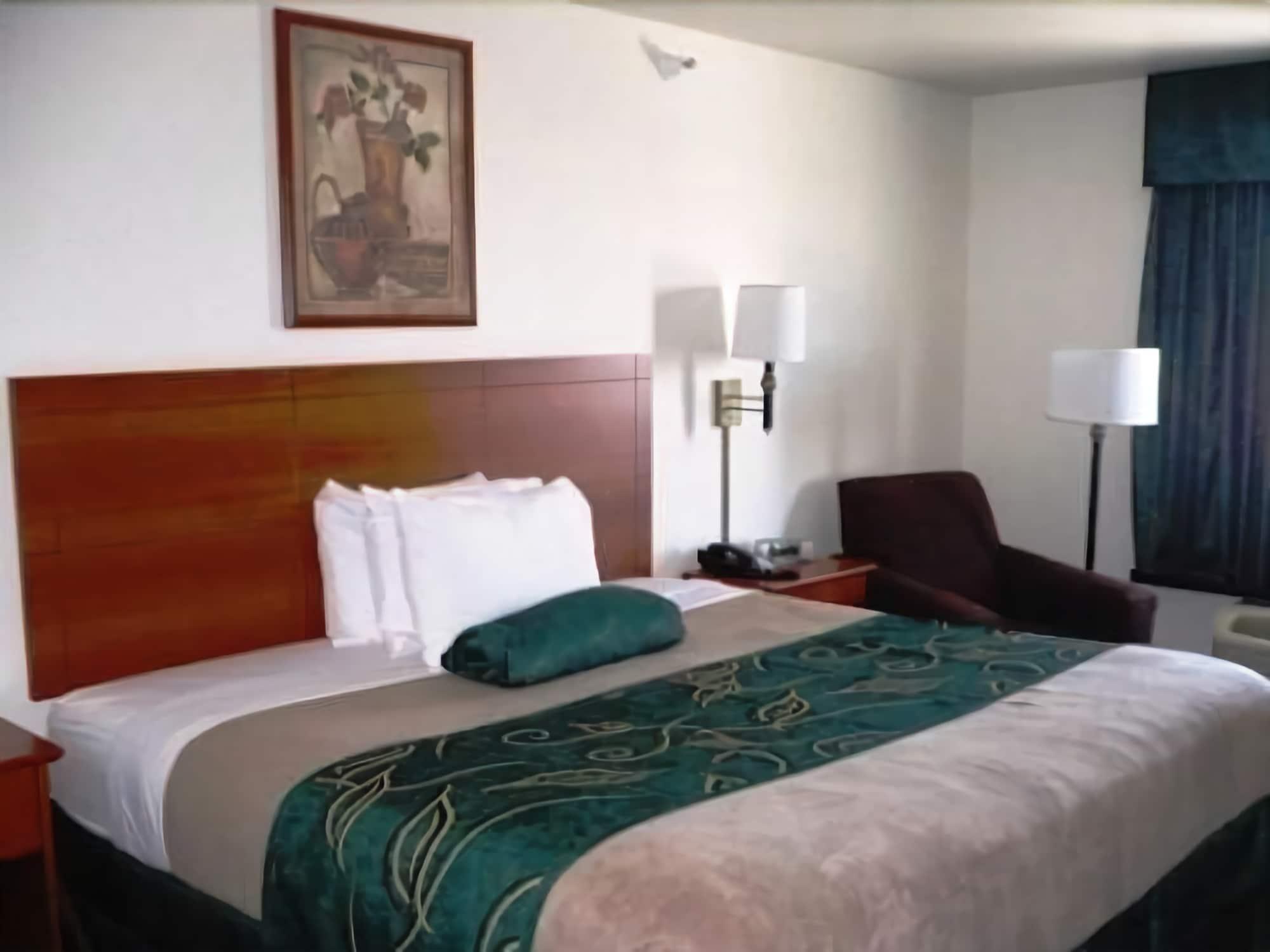 Travelodge By Wyndham Clinton Valley West Court Pokój zdjęcie