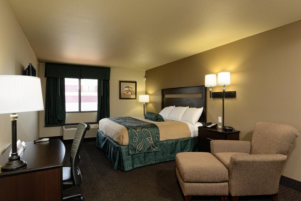Travelodge By Wyndham Clinton Valley West Court Zewnętrze zdjęcie